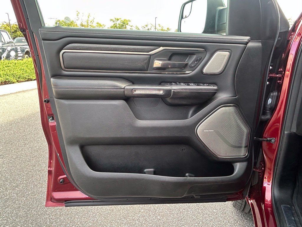 Used 2019 RAM 1500 Limited AWD/4WD image 10