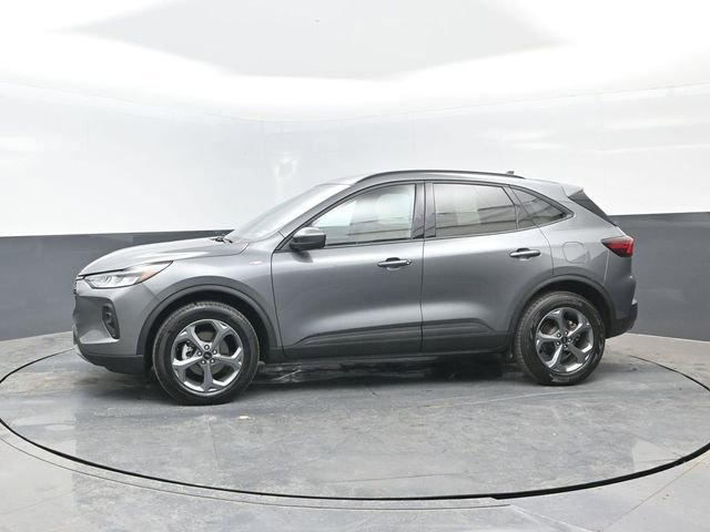Certified 2025 Ford Escape ST-Line Select AWD/4WD image 4