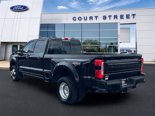 Certified 2025 Ford F350 Platinum AWD/4WD image 7