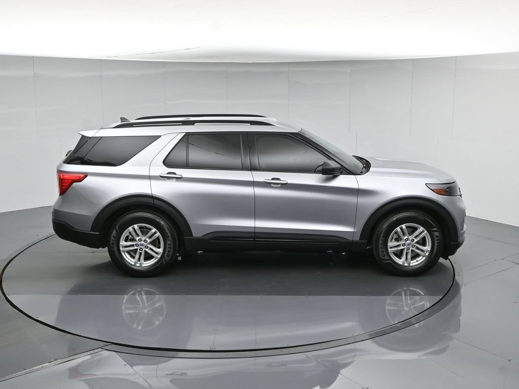Certified 2023 Ford Explorer XLT RWD image 43