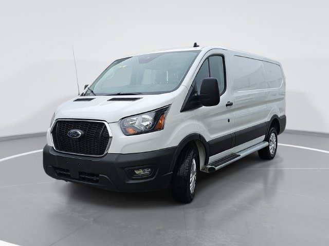 Certified 2025 Ford Transit 250 Low Roof w/ Exterior Upgrade Package RWD image 7