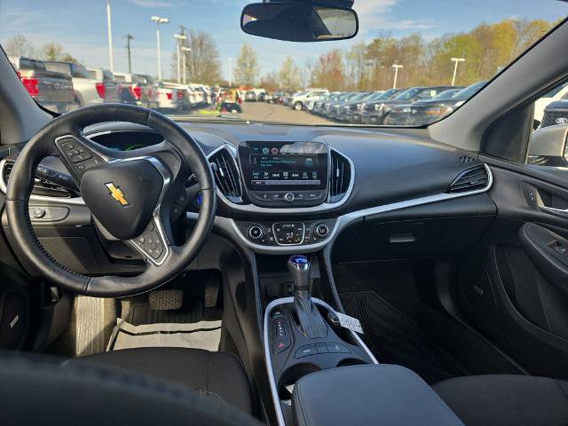 Used 2017 Chevrolet Volt LT w/ Comfort Package image 19