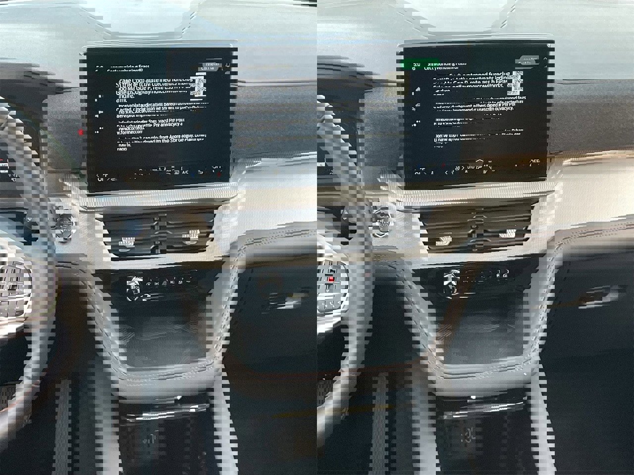 Certified 2025 Ford Explorer Active image 17