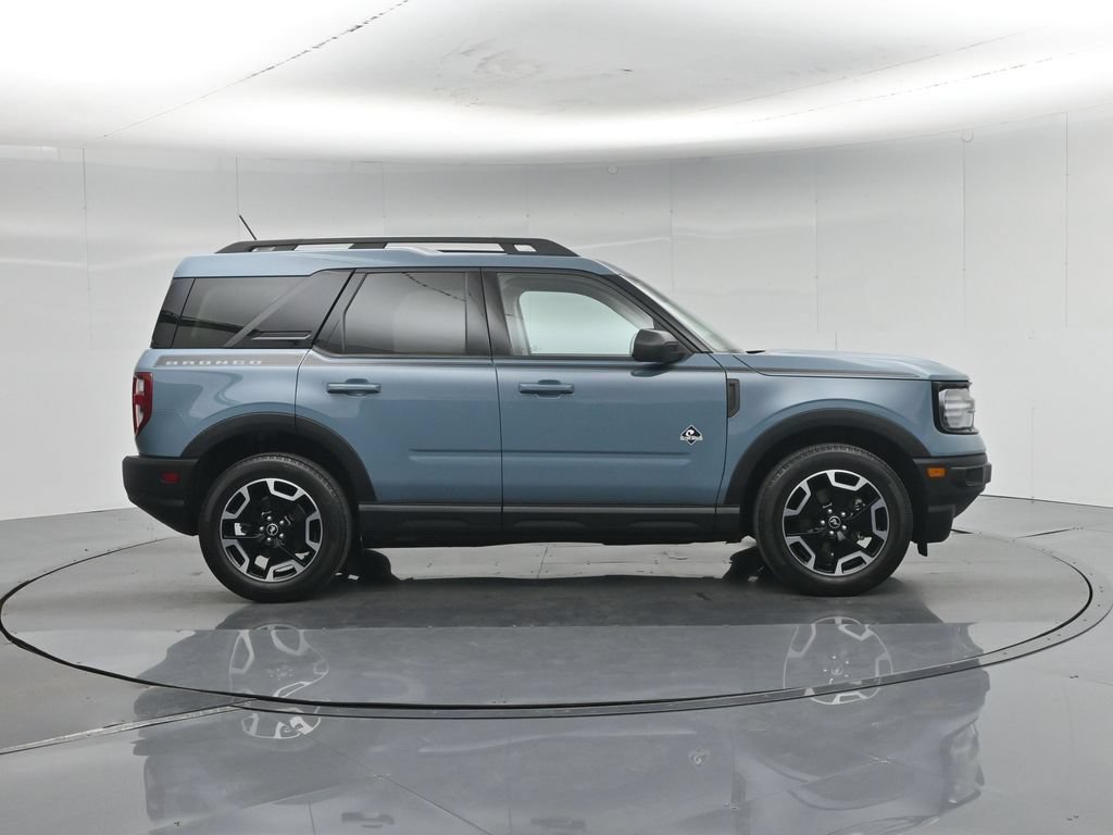 Certified 2023 Ford Bronco Sport Outer Banks w/ Tech Package AWD/4WD image 24
