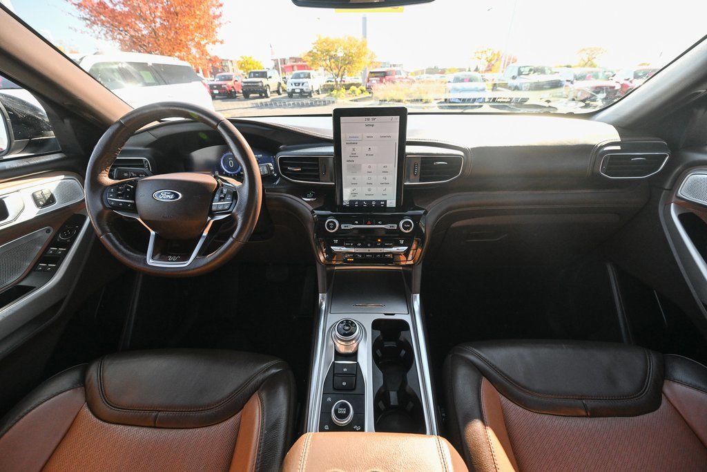 Certified 2021 Ford Explorer King Ranch w/ Premium Technology Package image 33