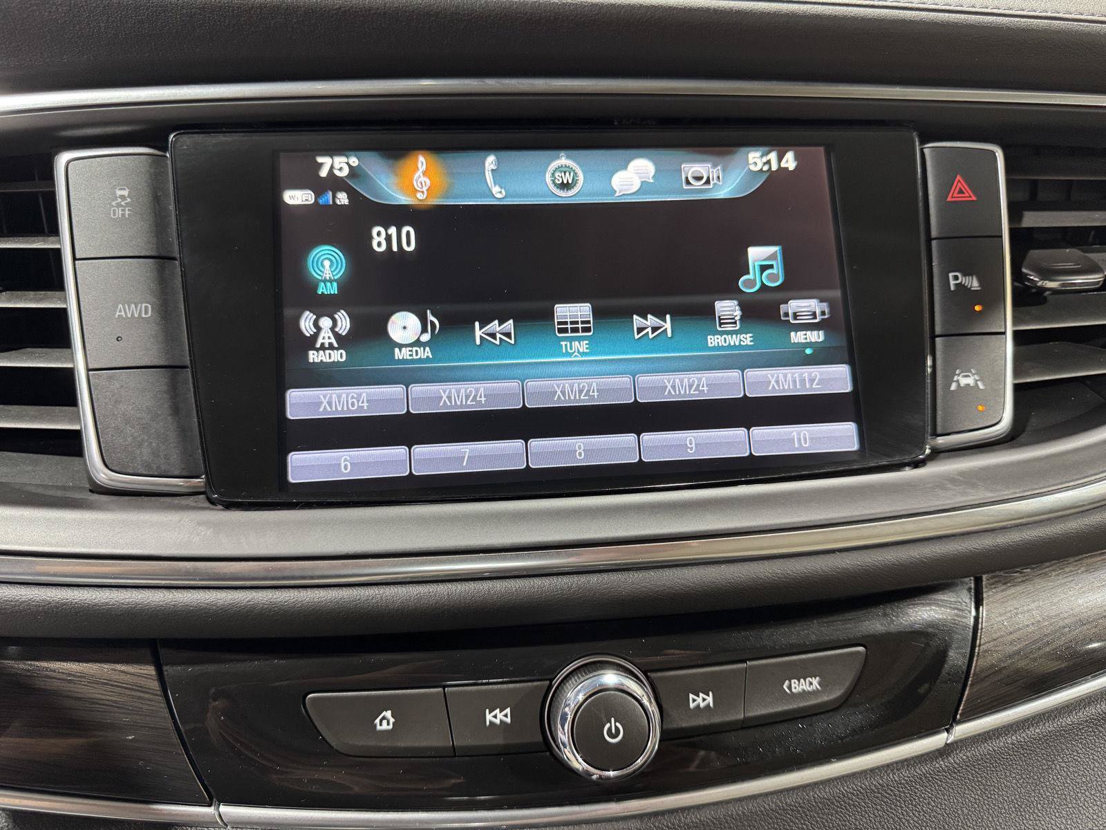 Used 2018 Buick Enclave Premium w/ LPO, Hit The Road Package AWD/4WD image 31