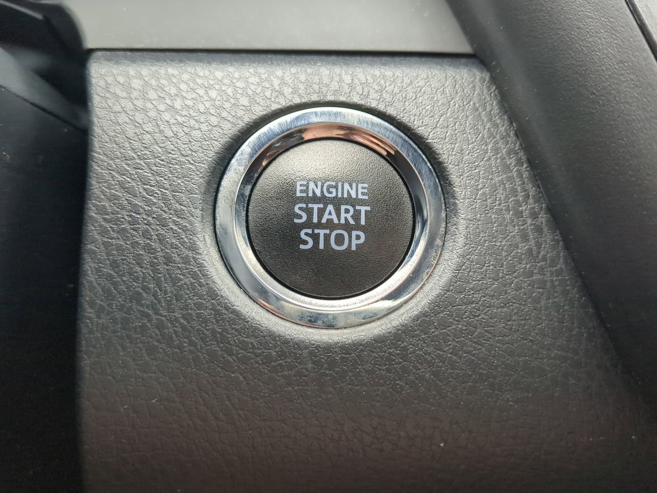Used 2022 Toyota Camry XSE FWD image 25