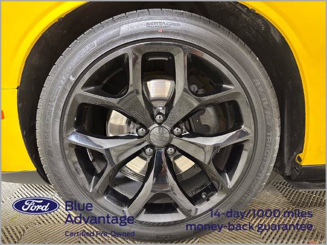 Used 2017 Dodge Challenger R/T Plus RWD image 14