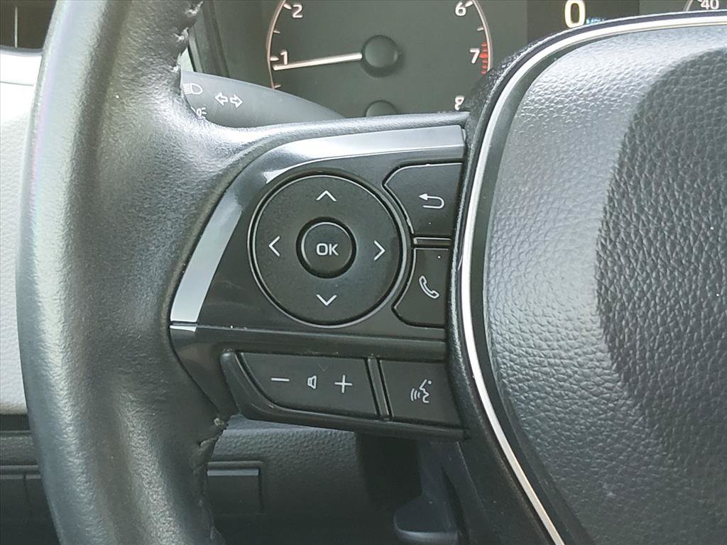 Used 2025 Toyota Corolla SE FWD image 24