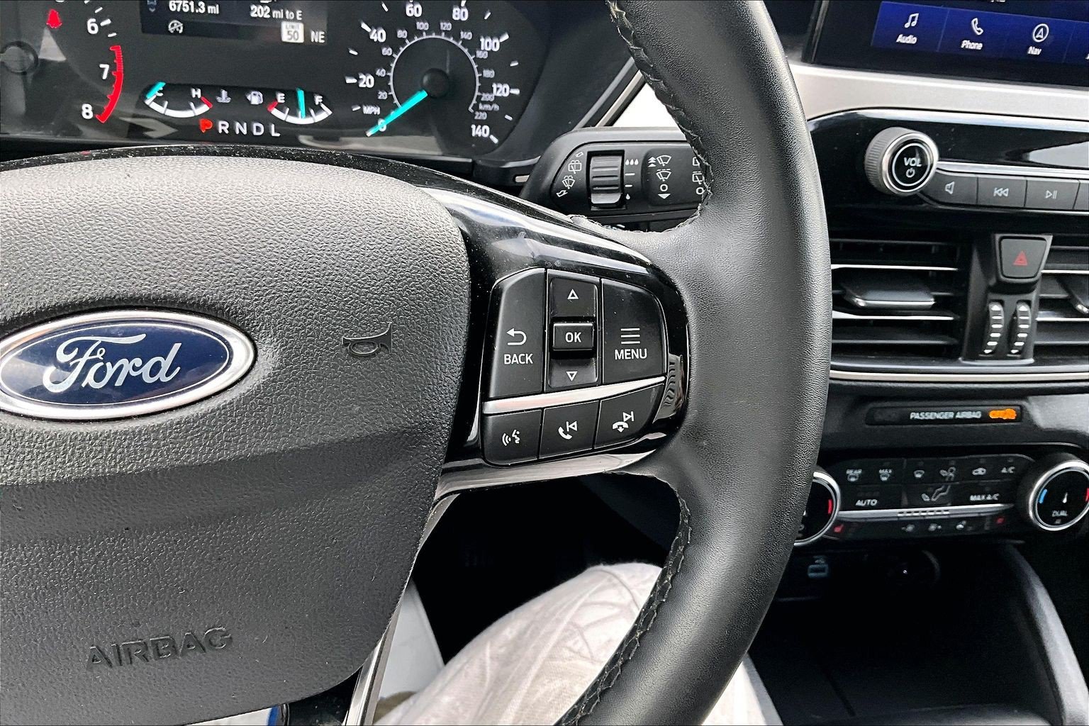 Certified 2022 Ford Escape SEL FWD image 23