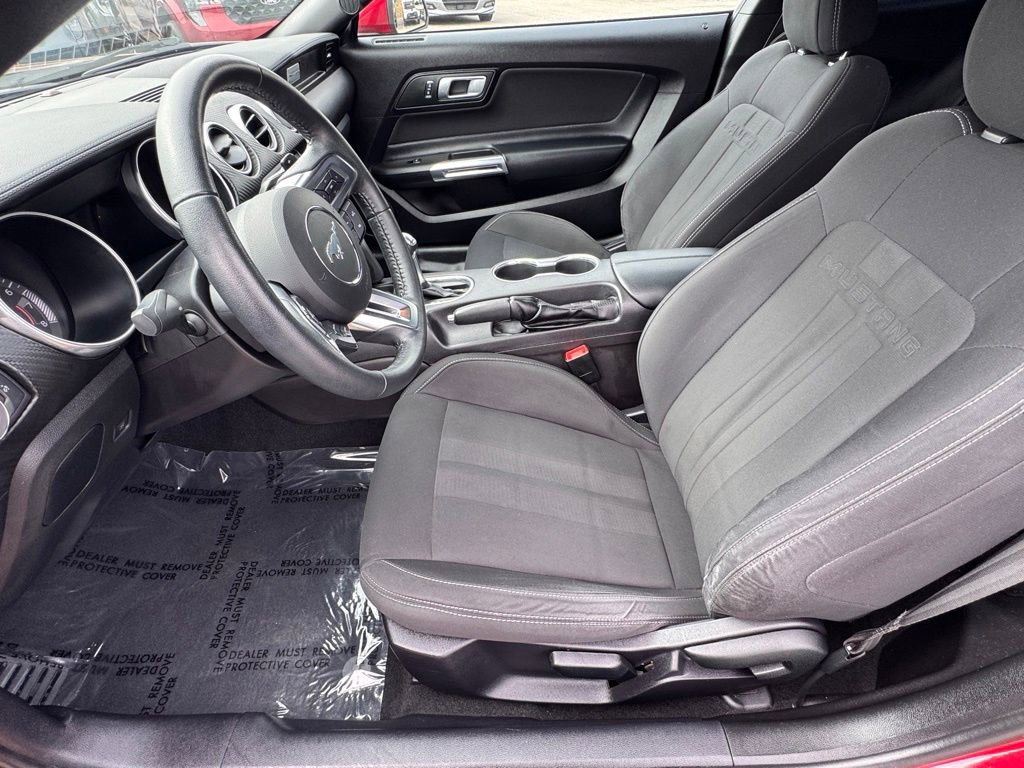 Certified 2019 Ford Mustang Coupe RWD image 17