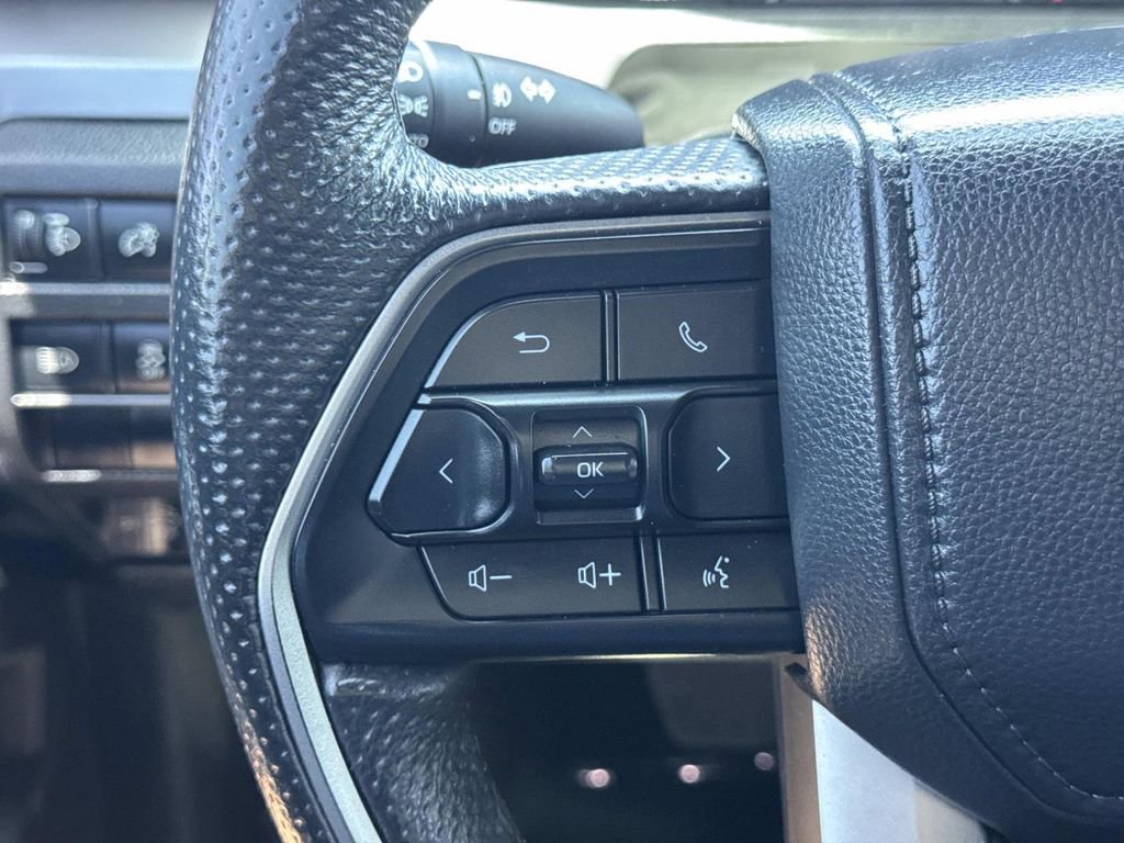 Used 2024 Toyota Tacoma TRD Off-Road AWD/4WD image 10
