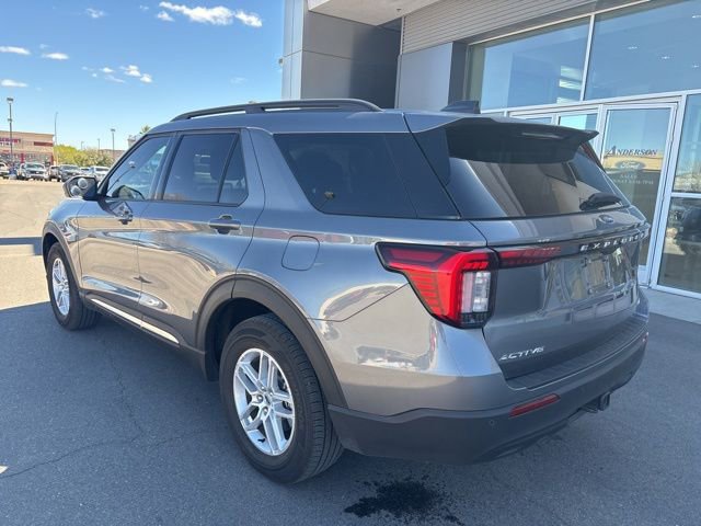 Certified 2025 Ford Explorer Active image 3