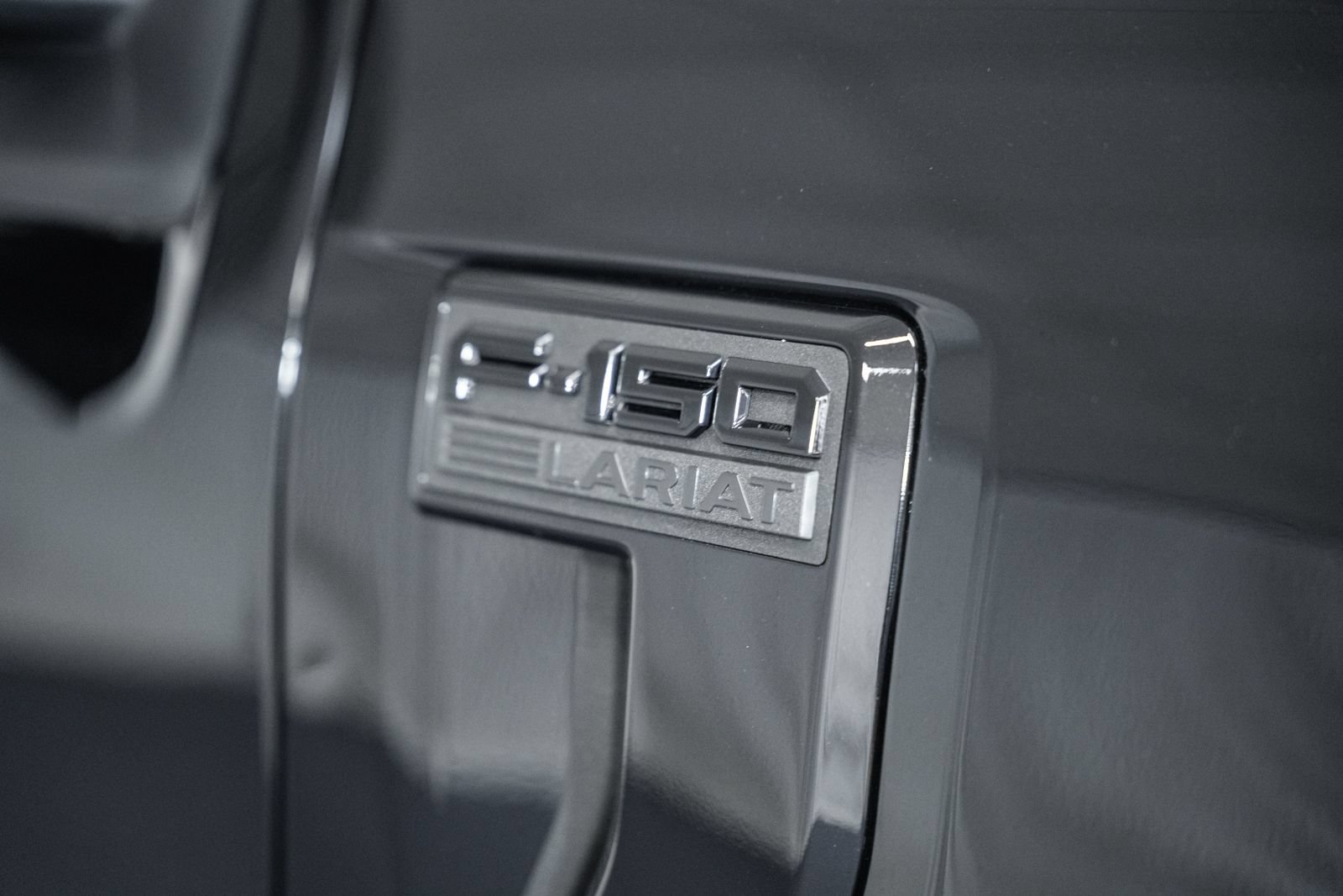 Certified 2024 Ford F150 Lariat AWD/4WD image 14