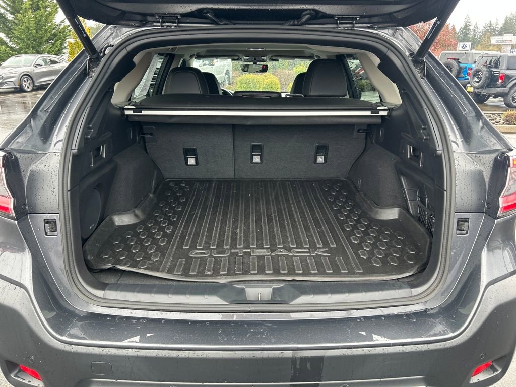 Used 2023 Subaru Outback Limited image 58