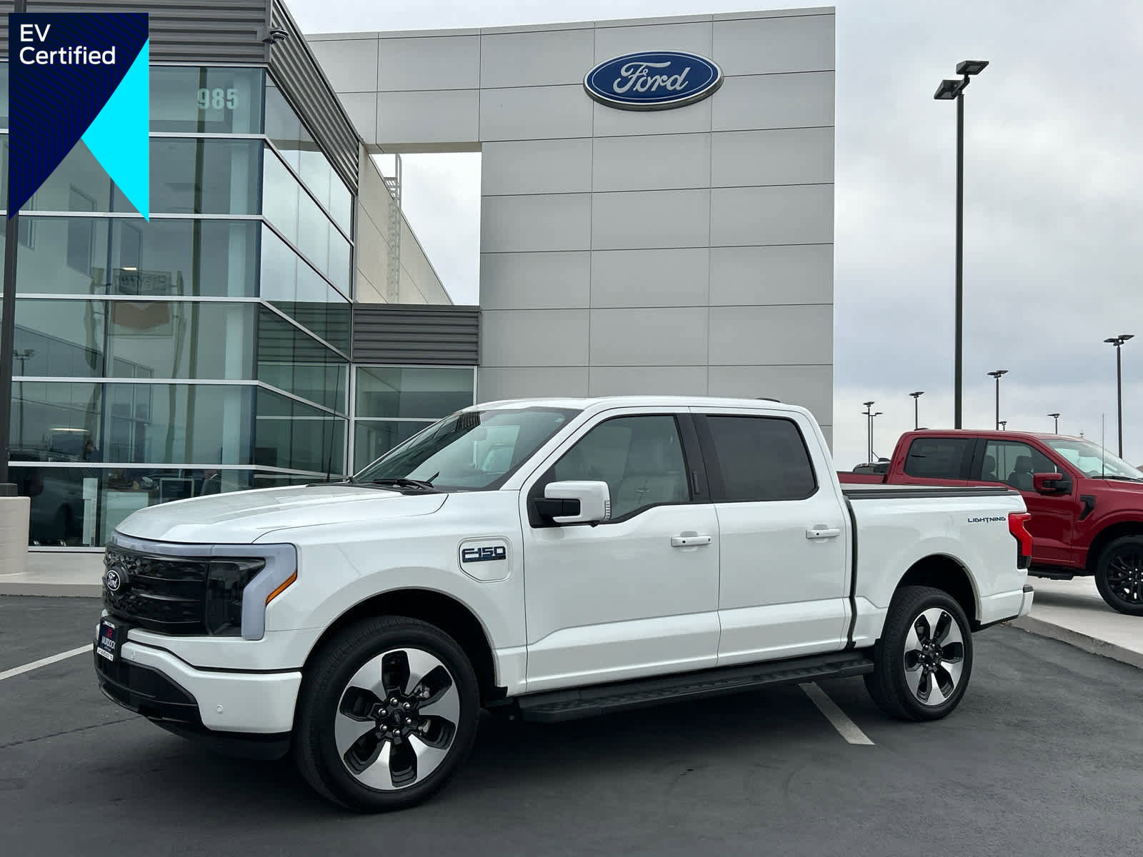 Certified 2024 Ford F150 Lightning Platinum AWD/4WD image 1