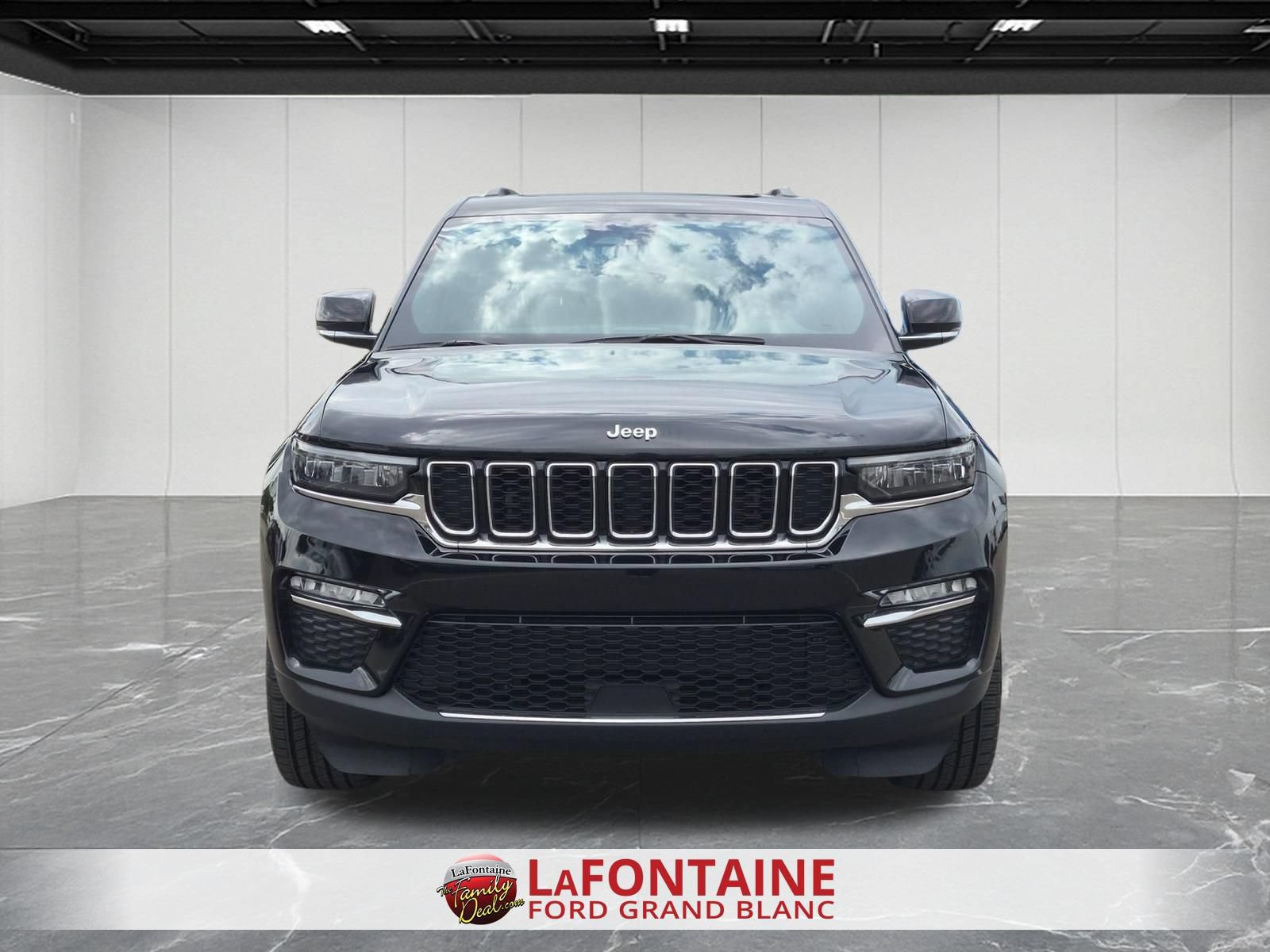 Used 2024 Jeep Grand Cherokee Limited 4xe AWD/4WD image 8