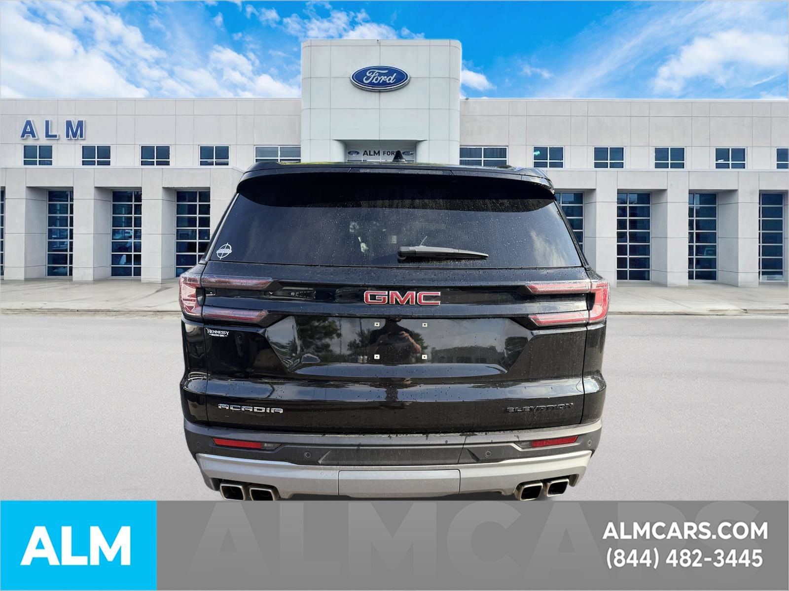 Used 2025 GMC Acadia Elevation w/ Elevation Premium Package FWD image 9