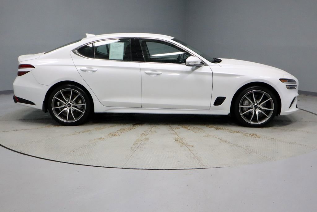 Used 2024 Genesis G70 2.5T AWD/4WD image 7