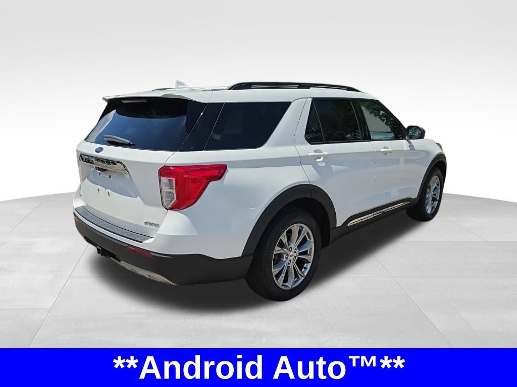 Certified 2023 Ford Explorer XLT w/ Equipment Group 202A AWD/4WD image 5