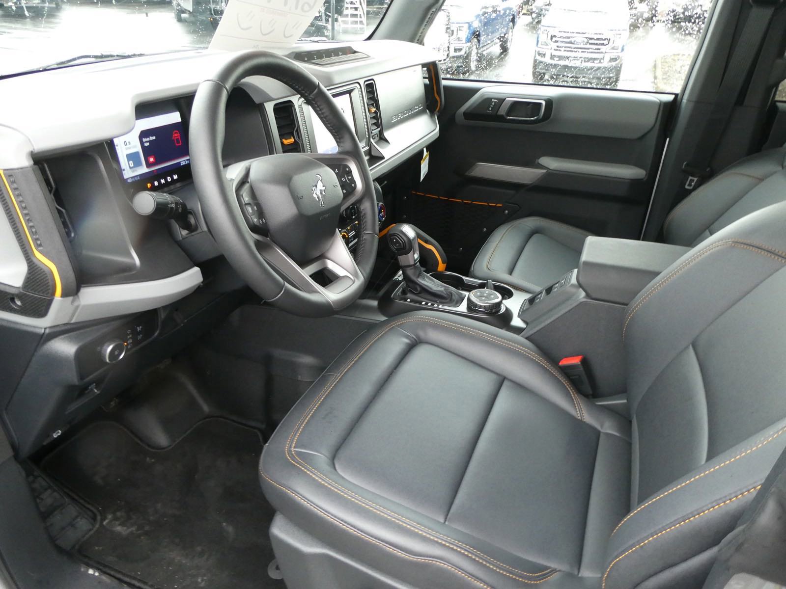 Certified 2022 Ford Bronco Badlands image 7