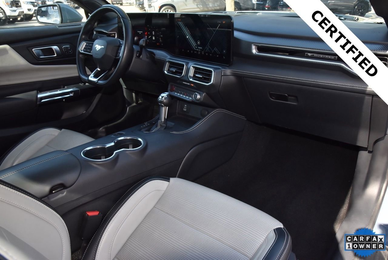 Certified 2025 Ford Mustang Premium image 18