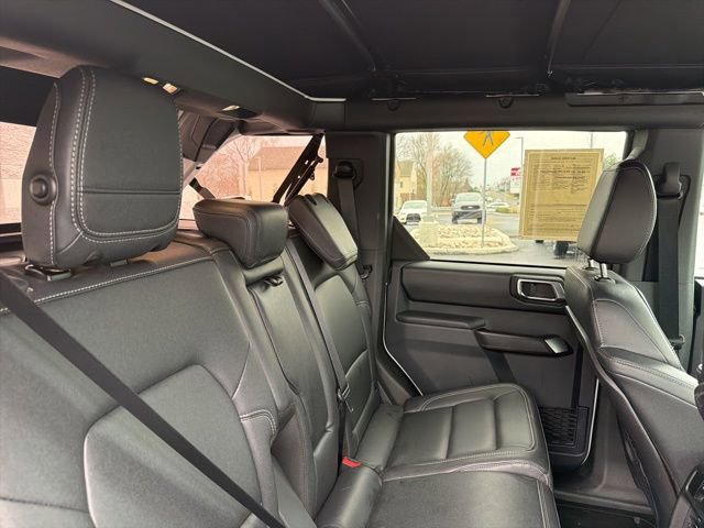 Certified 2025 Ford Bronco Badlands image 32