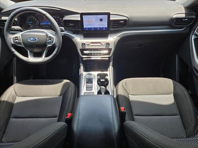 Certified 2023 Ford Explorer XLT RWD image 16