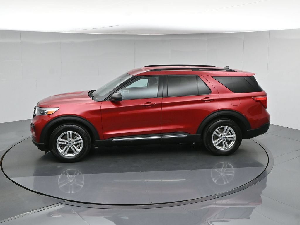 Certified 2023 Ford Explorer XLT RWD image 45