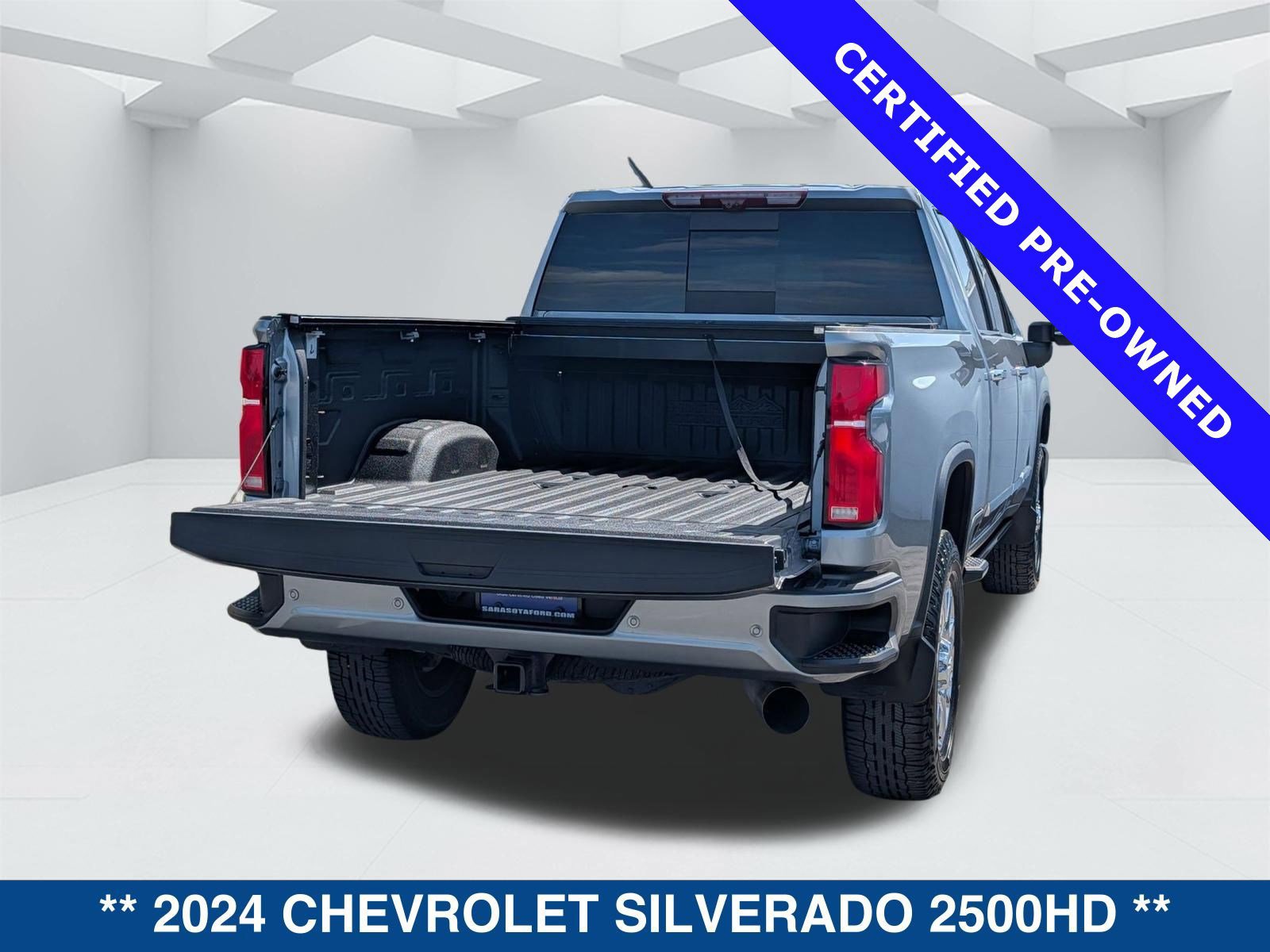 Used 2024 Chevrolet Silverado 2500 High Country w/ High Country Premium Package image 5