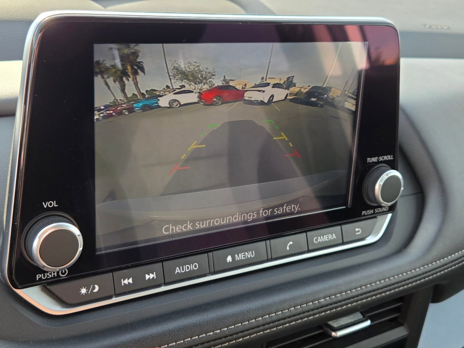 Used 2024 Nissan Rogue SV image 21