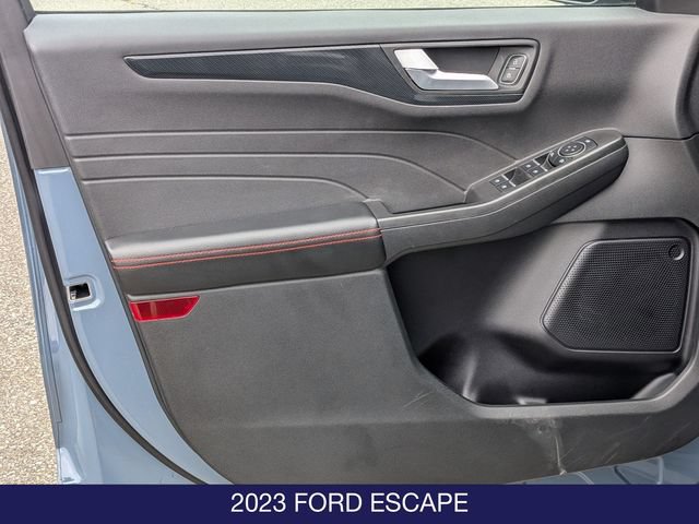 Certified 2023 Ford Escape ST-Line w/ Tech Pack #1 AWD/4WD image 11