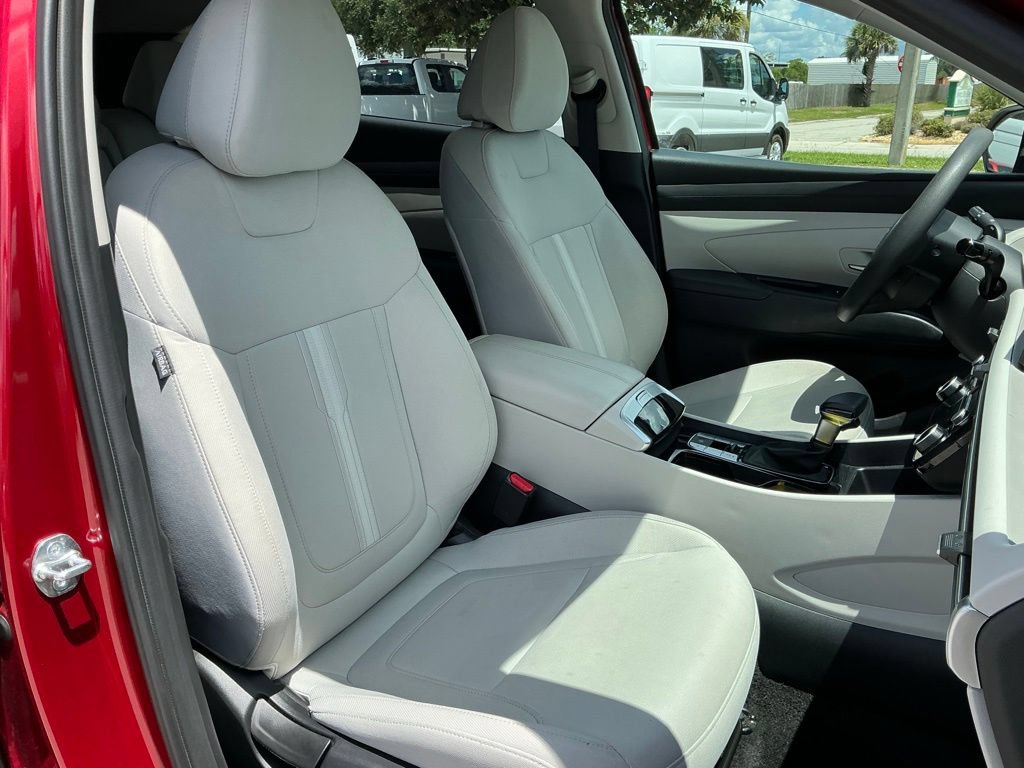 Used 2025 Hyundai Tucson SEL FWD image 23