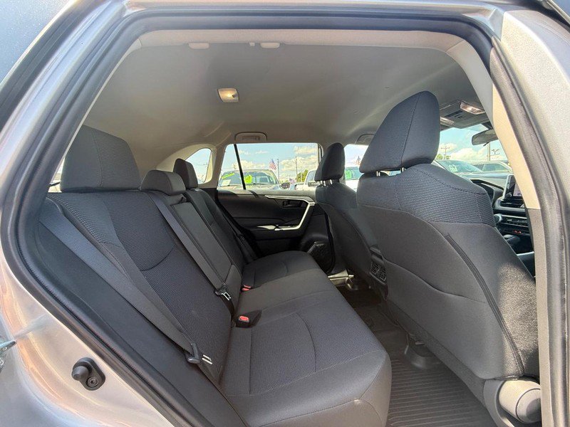 Used 2023 Toyota RAV4 LE AWD/4WD image 14