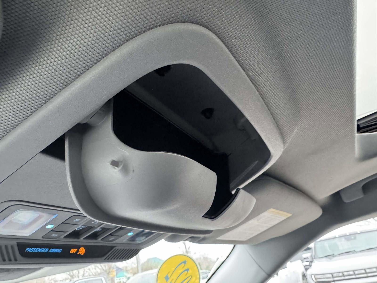 Certified 2022 Ford Explorer XLT w/ Equipment Group 202A image 35