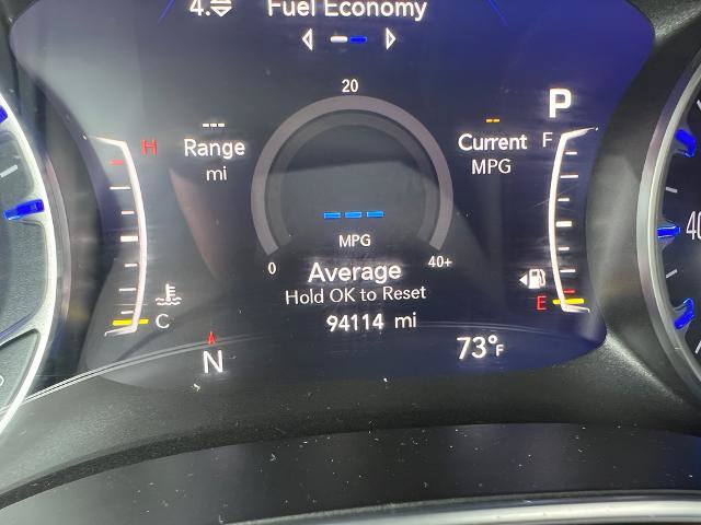 Used 2017 Chrysler Pacifica Touring-L Plus w/ Advanced Safetytec Group FWD image 13
