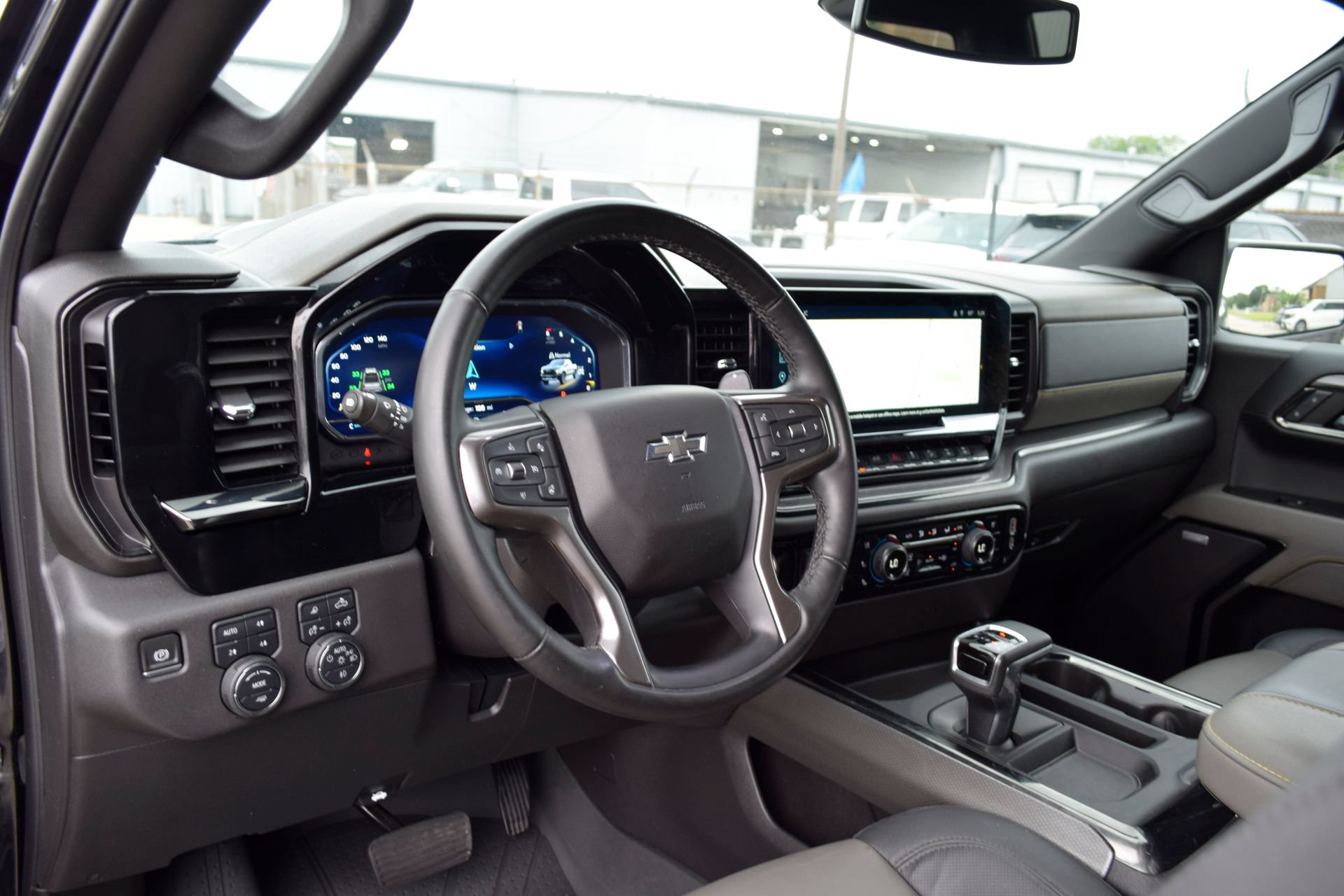 Used 2024 Chevrolet Silverado 1500 ZR2 AWD/4WD image 17