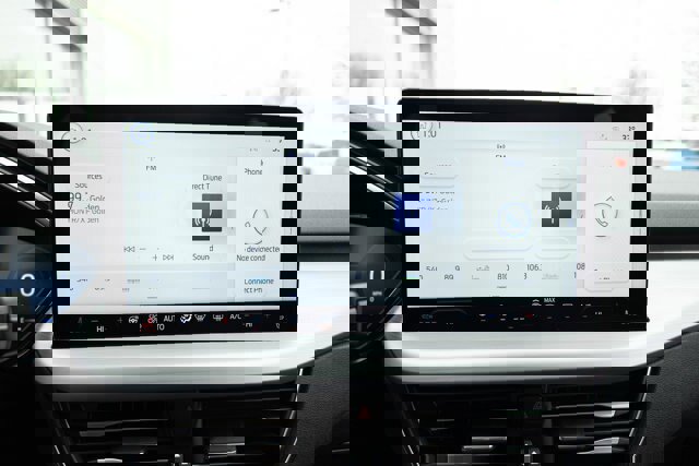 Certified 2025 Ford Escape Platinum image 18