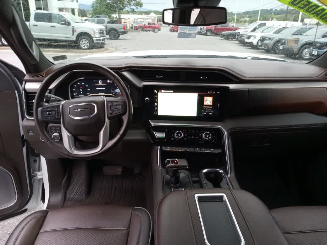 Used 2022 GMC Sierra 1500 Denali AWD/4WD image 37