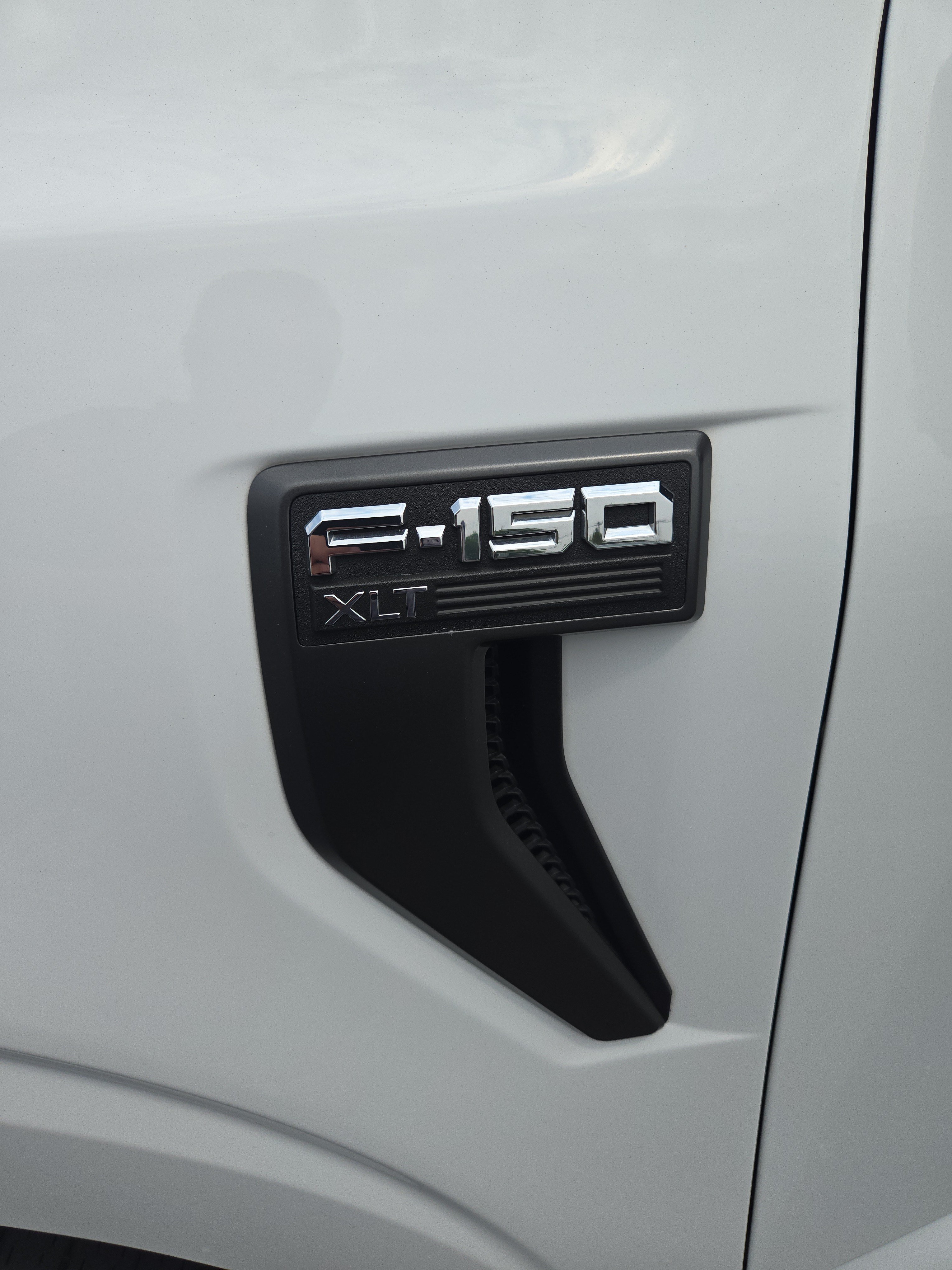 Certified 2023 Ford F150 XLT w/ Equipment Group 302A High AWD/4WD image 29