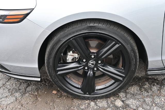 Used 2025 Honda Accord Sport image 14