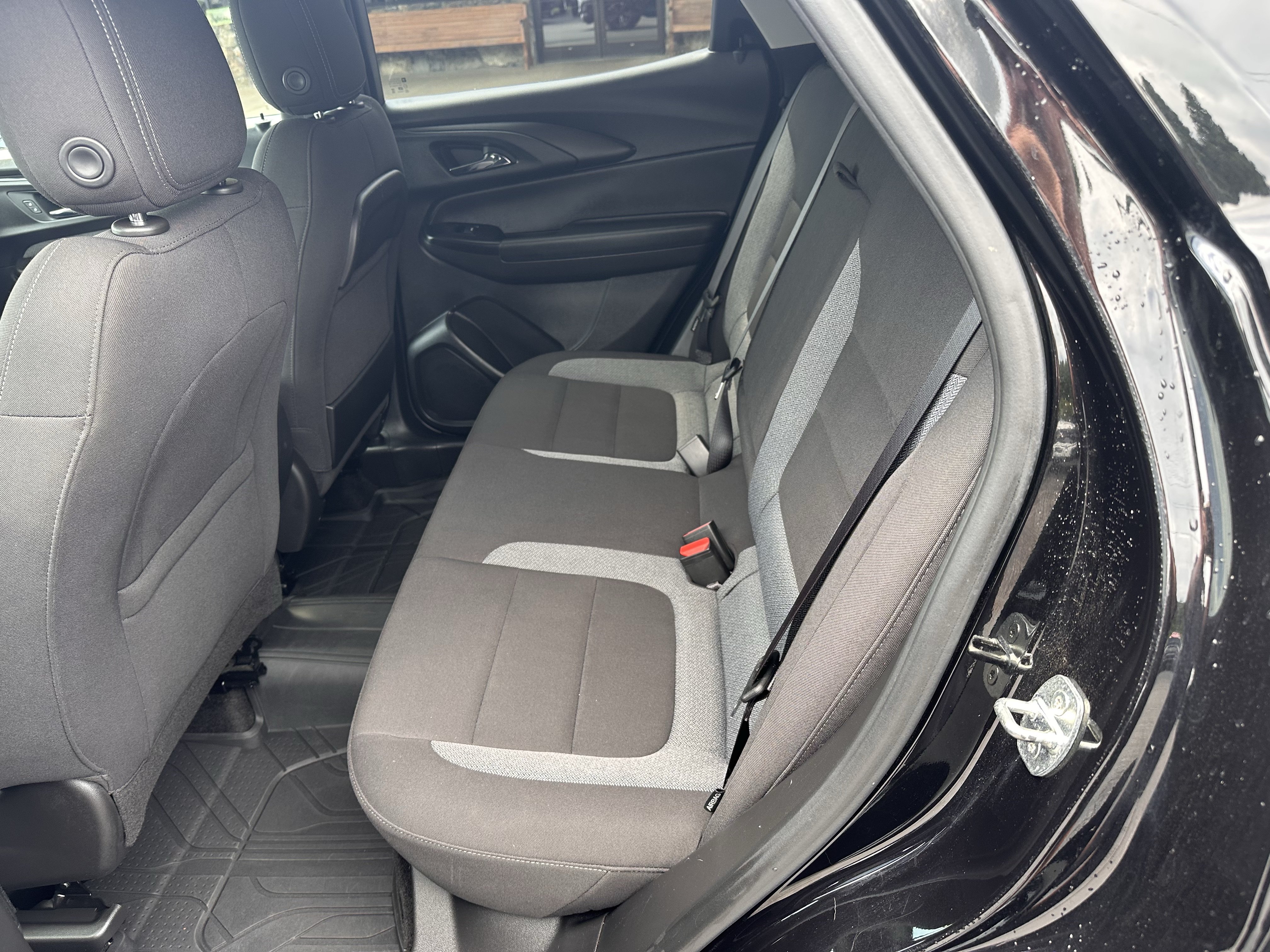 Used 2021 Chevrolet TrailBlazer LT AWD/4WD image 12