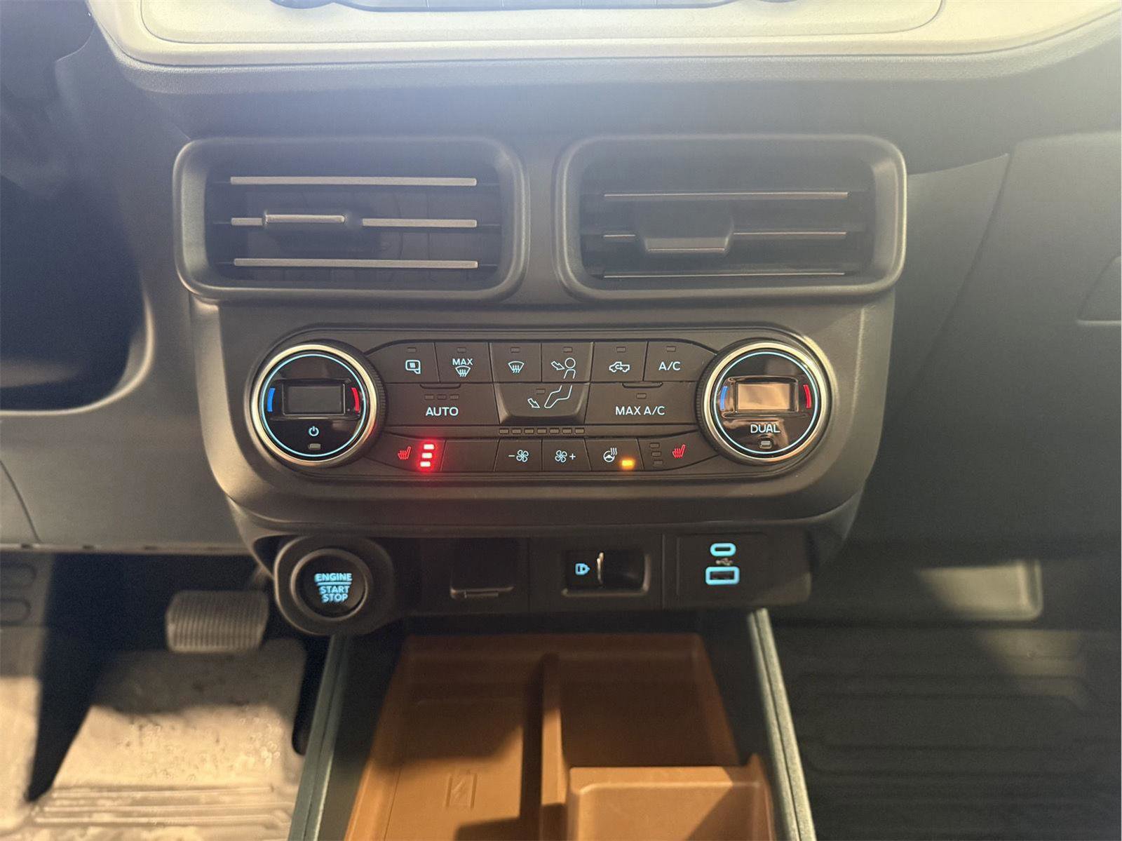 Certified 2022 Ford Maverick Lariat w/ Lariat Luxury Package image 45