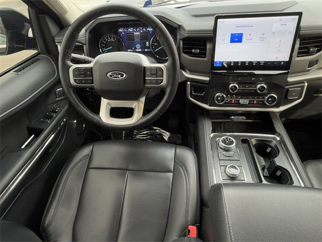 Certified 2022 Ford Expedition XLT image 8
