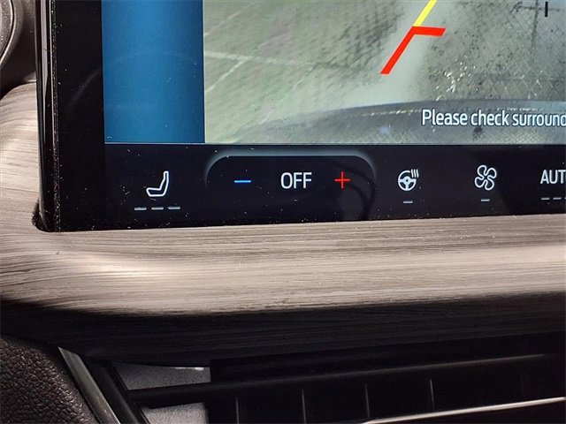 Certified 2023 Ford Escape Platinum w/ Premium Technology Package image 10