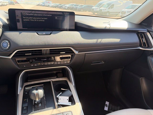 Used 2025 MAZDA CX-90 Plug-In Hybrid w/Premium Sport AWD/4WD image 17