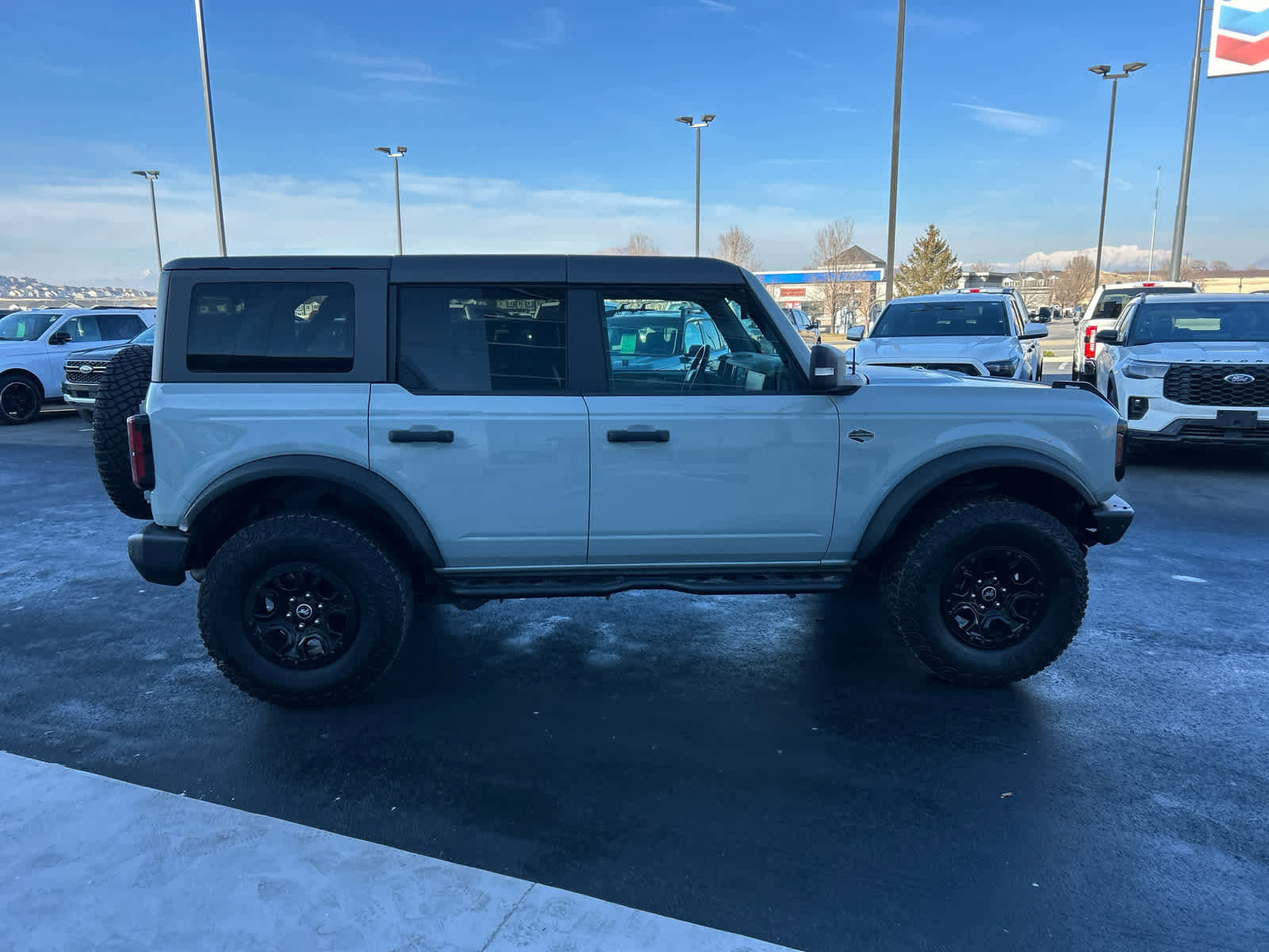 Certified 2022 Ford Bronco Wildtrak image 9