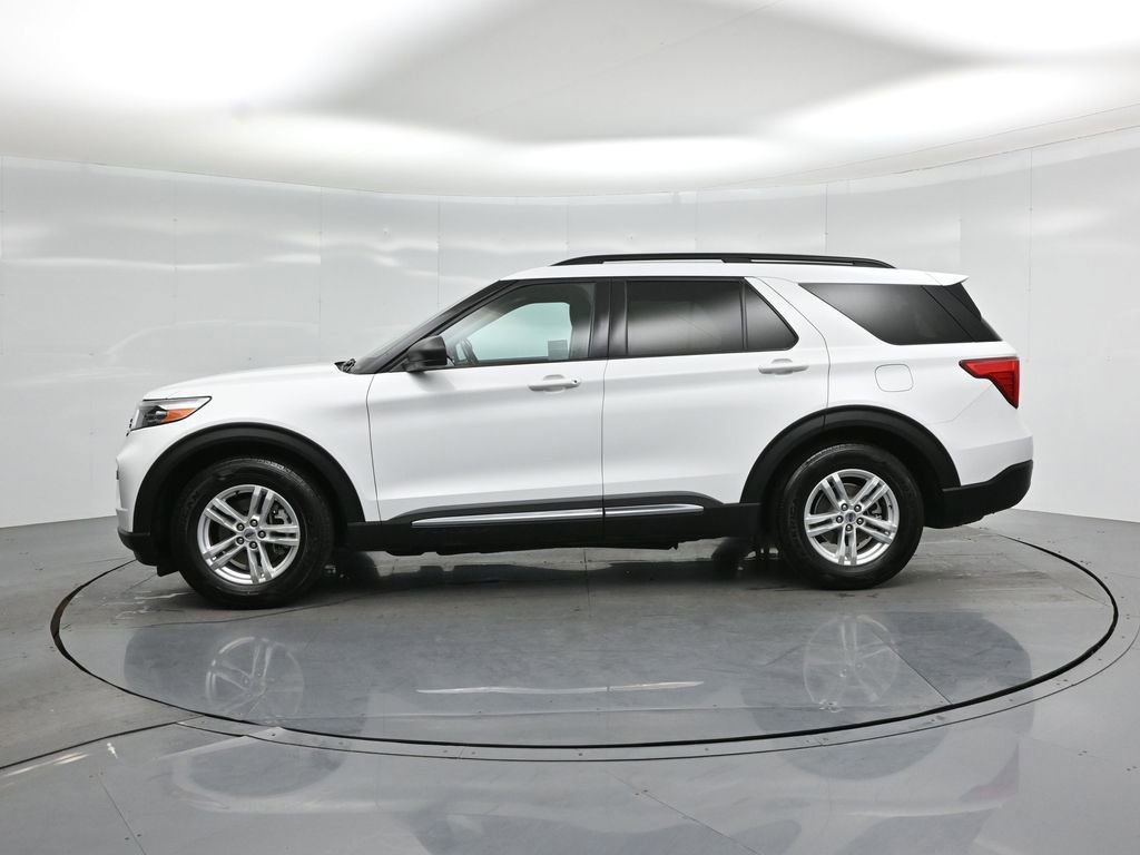 Certified 2021 Ford Explorer XLT RWD image 30