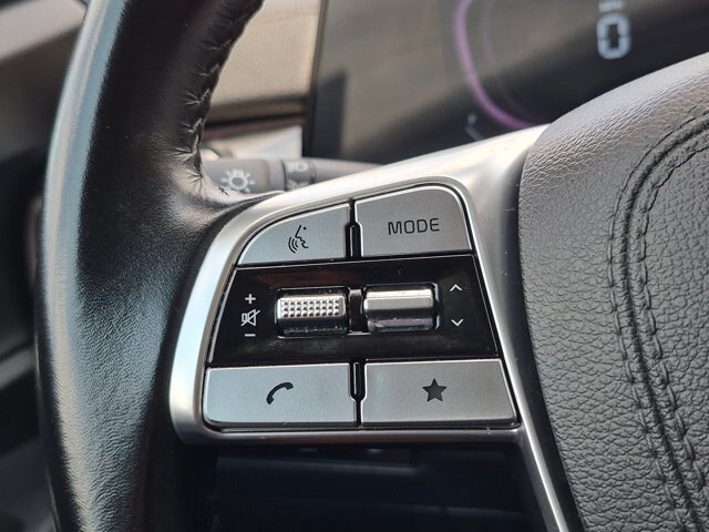 Used 2025 Kia Telluride S FWD image 16