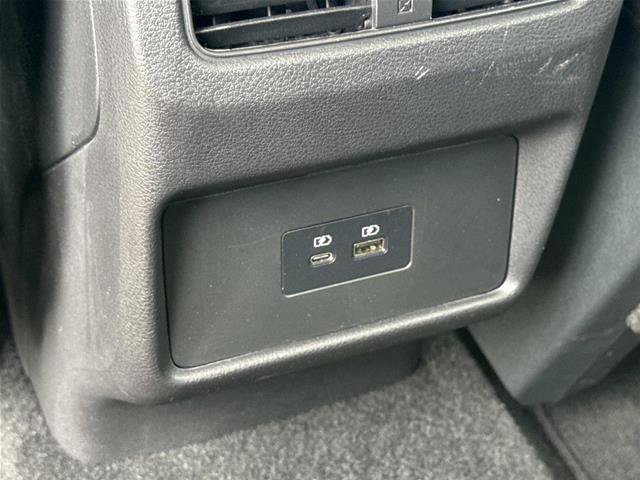 Used 2023 Nissan Rogue SV AWD/4WD image 17